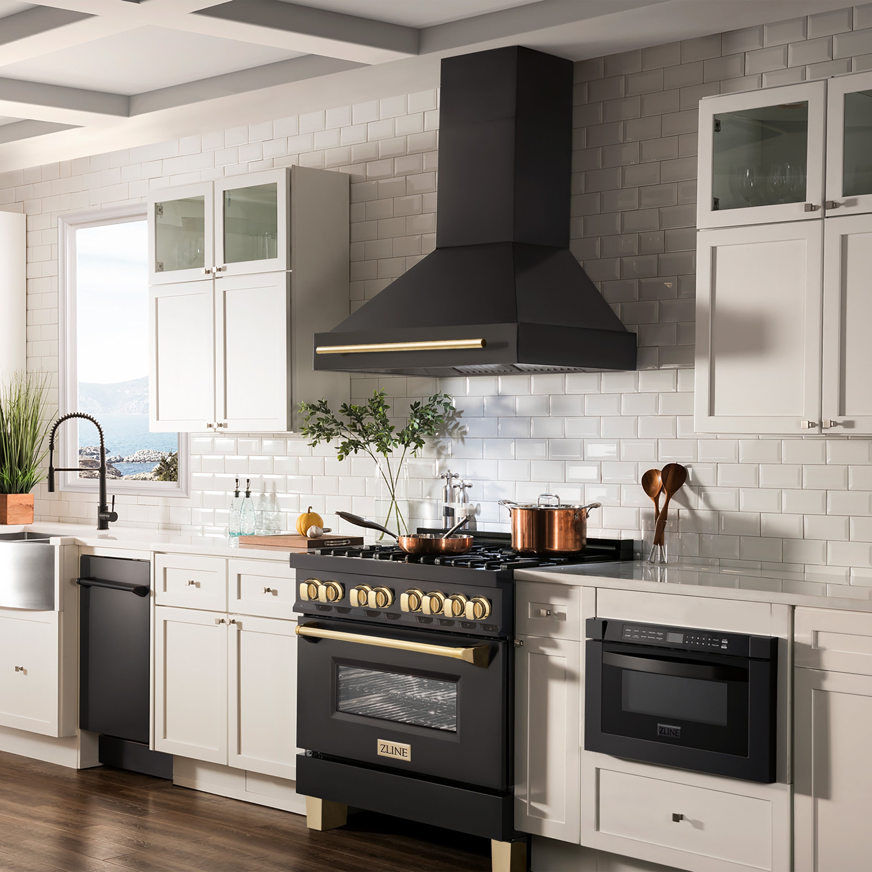 ZLINE 36 in. Wall Mount Range Hood Black Stainless Steel Autograph Edition Gold Handle 400 CFM (BS655Z-36-G)