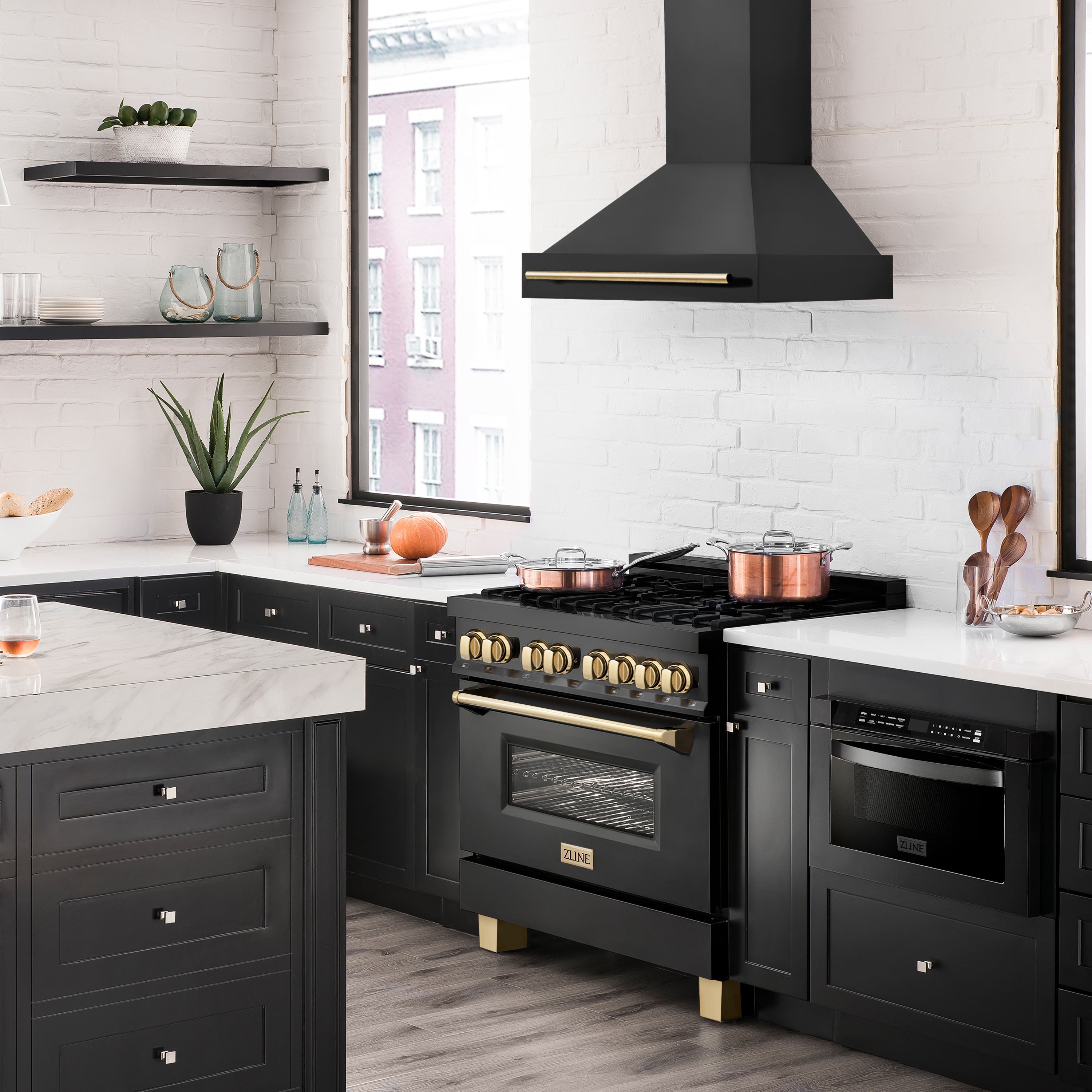 ZLINE 36 in. Wall Mount Range Hood Black Stainless Steel Autograph Edition Gold Handle 400 CFM (BS655Z-36-G)