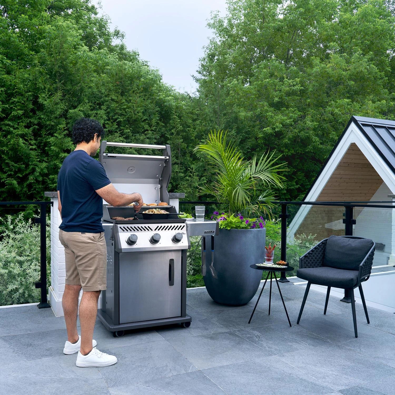 Napoleon Rogue 425 Propane Gas Grill, 3 Burners, Stainless Steel (Model R425PSS-2)