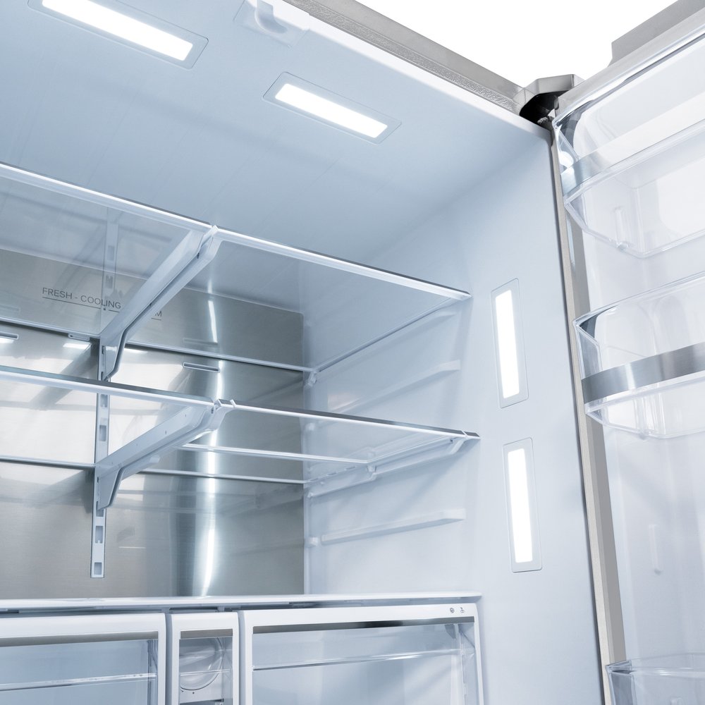 ZLINE 36 in Standard-Depth French Door Refrigerator 28.9 cu. ft. Water Dispenser Dual Ice Maker Stainless Steel (RSM-W-36)