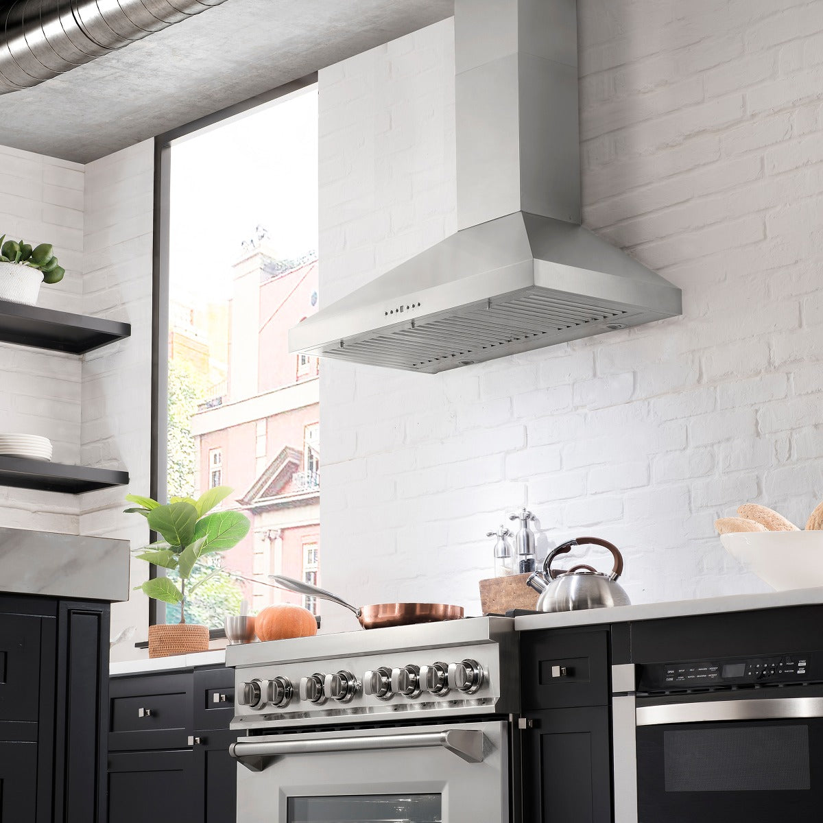 ZLINE 30 in Wall Mount Range Hood Convertible Vent Stainless Steel 400 CFM (KL3-30)