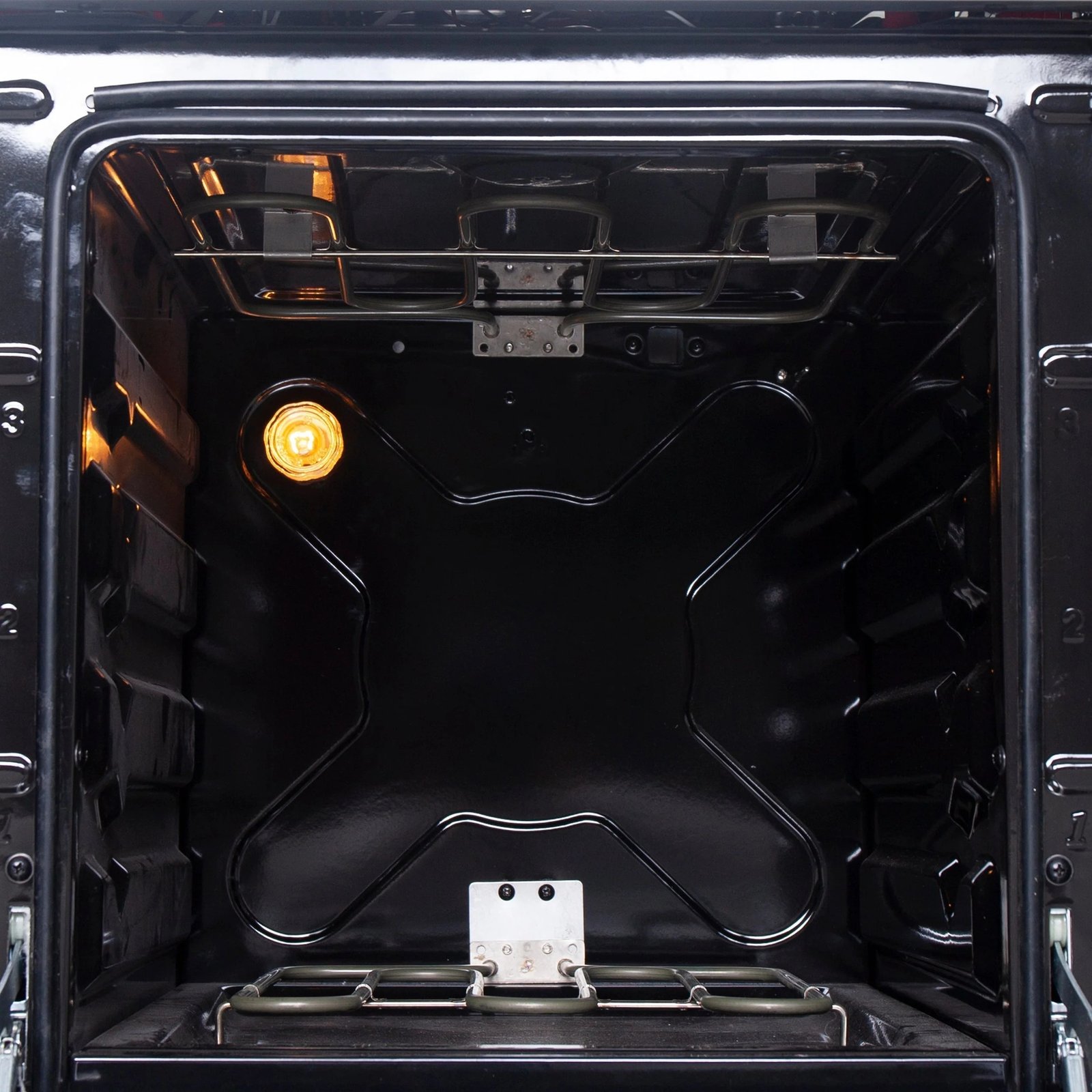 imageye___-_imgi_495_FFSEL6052-20OvenInterior