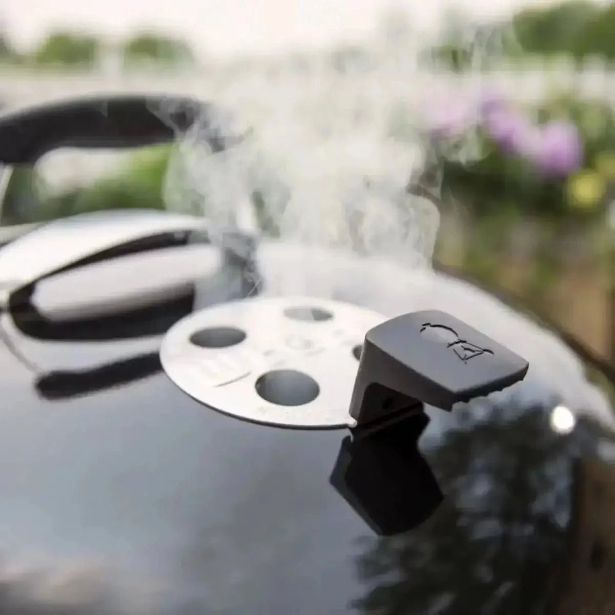 weber-26-master-touch-charcoal-bbq-grill-black-outdoor-grill-55251547783445